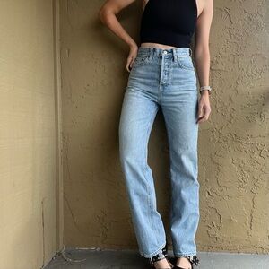 Aritzia Denim Forum Joni High Rise Loose Jeans Light Wash